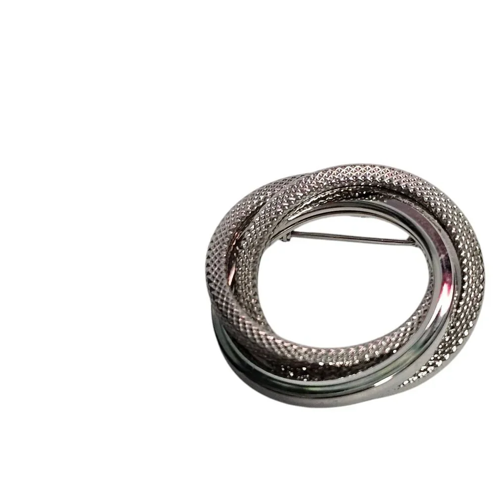 Silver‎ Tone Interlocking Circle Brooch Pin Vintage Style Jewelry